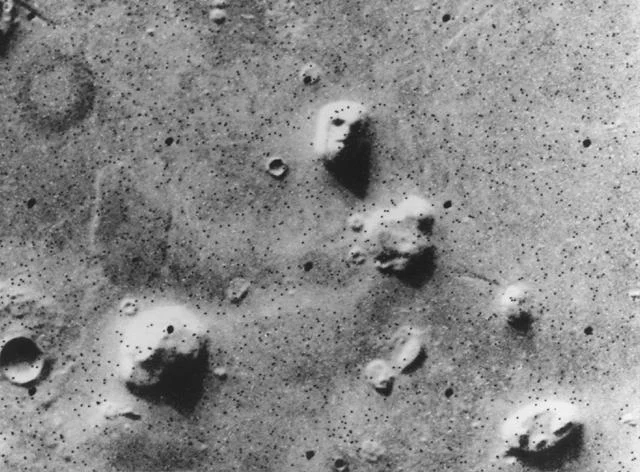 Le visage de Mars : la photo qui a fait naître une civilisation