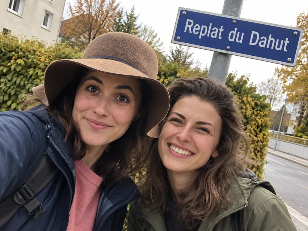 Claire et Solène sous la plaque Replat du Dahut