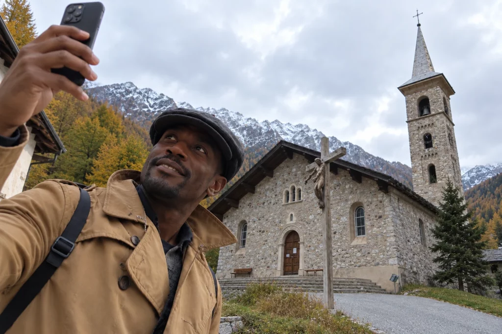 Jean-Rémi enregistre les cloches, vu par Yvan